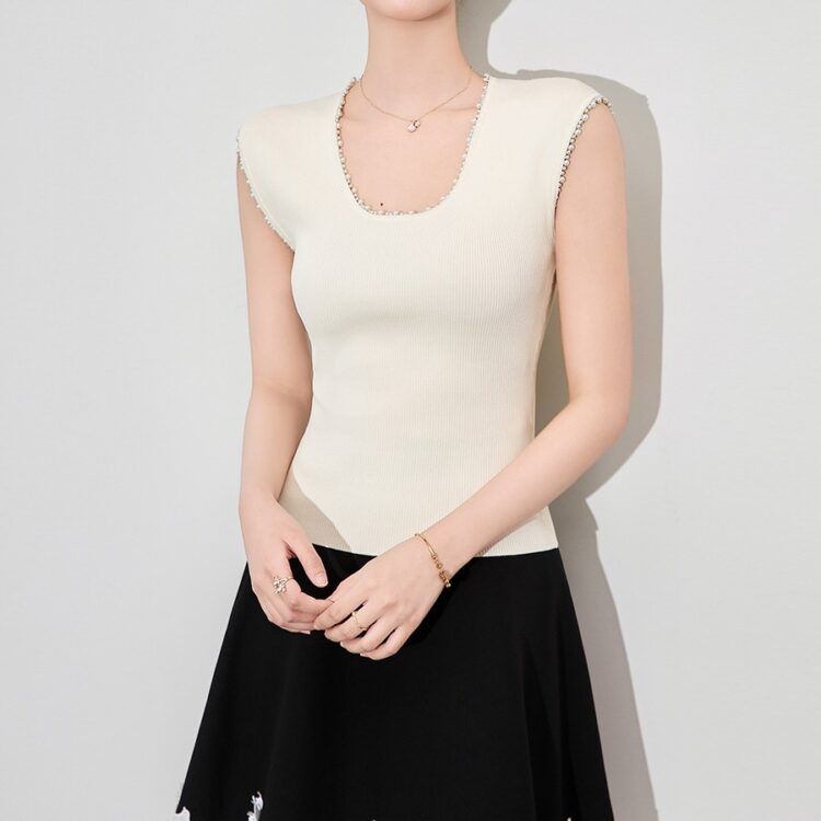 U-neck pearl edge slim fit short knitted vest