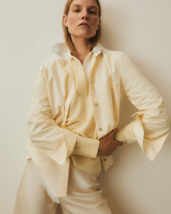 Effortless Minimalism-2026 Spring Summer Women's Wear Trend 21 effortless minimalism 18