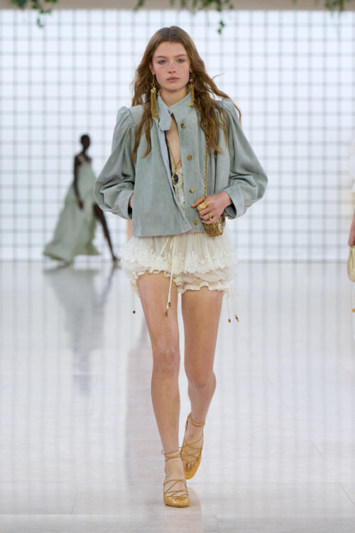 feminine details 3