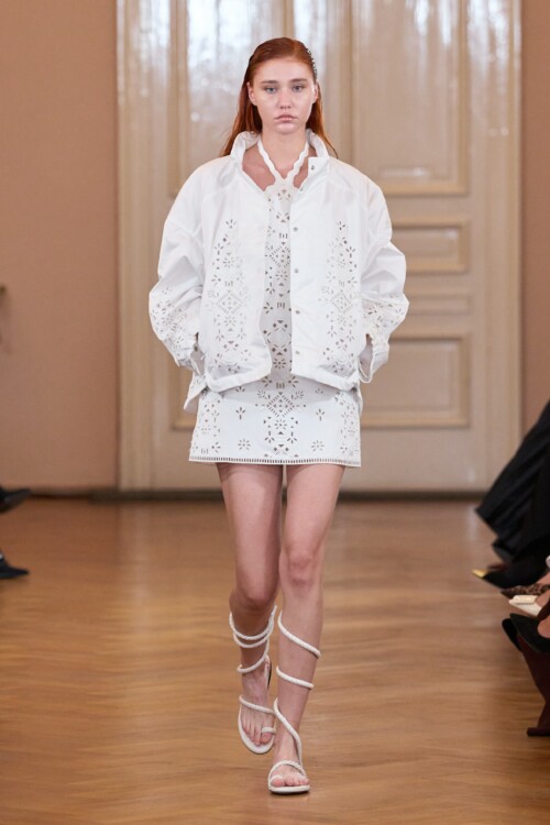 feminine details 5