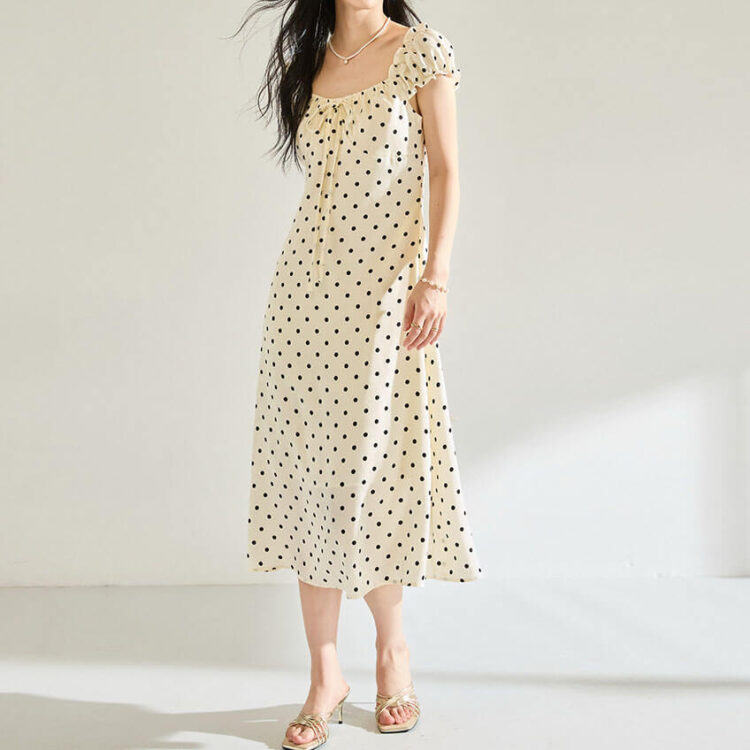Resort-style Polka Dot Jacquard Dress
