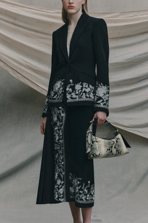 Romantic ●Opulent●Elegant — Erdem Resort 2026 Collection 12 romantic ●opulent●elegant — erdem resort 2026 collection 24
