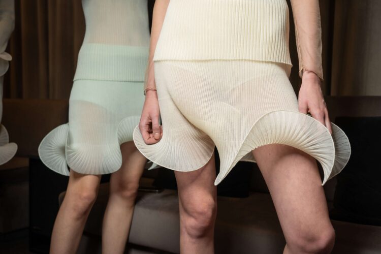 soft volume skirt 1
