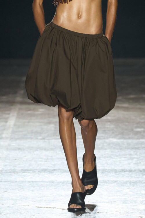 soft volume skirt 6