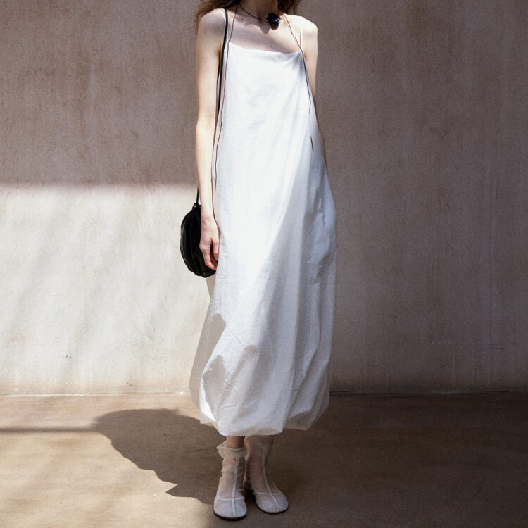three dimensional twisted bud suspender dress 3