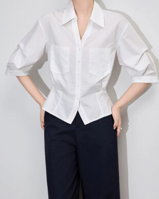 34 Sleeve Waist-Cinching Slim-Fit Blouse
