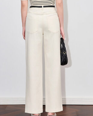 Simple Commuter Apricot Jeans