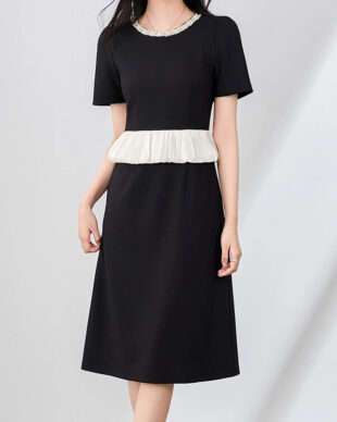 Audrey Hepburn-Inspired Color-Block Dress