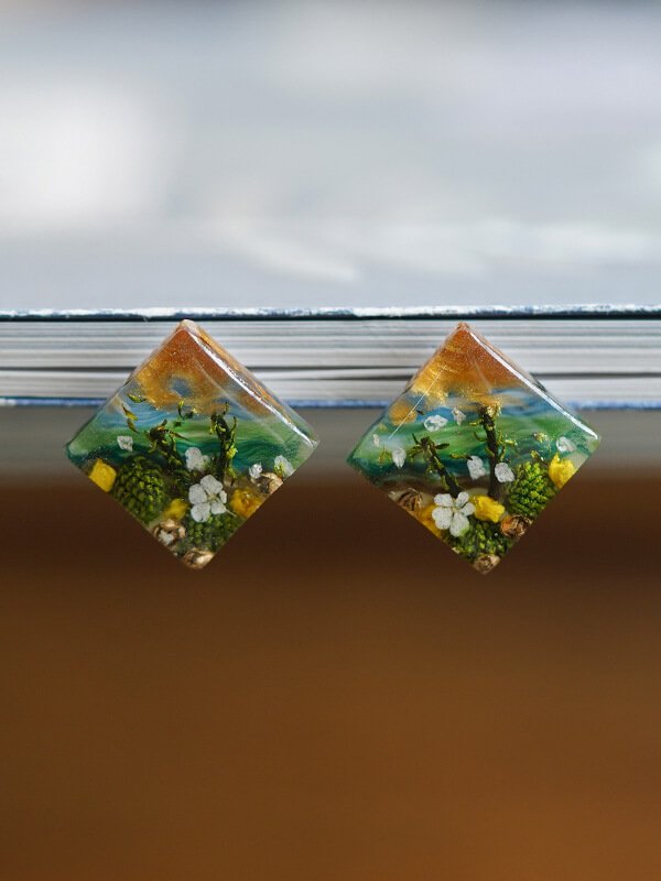 Handcrafted real floral earrings in sterling silver square settings, artisan resin jewelry with forget-me-nots for sensitive skin