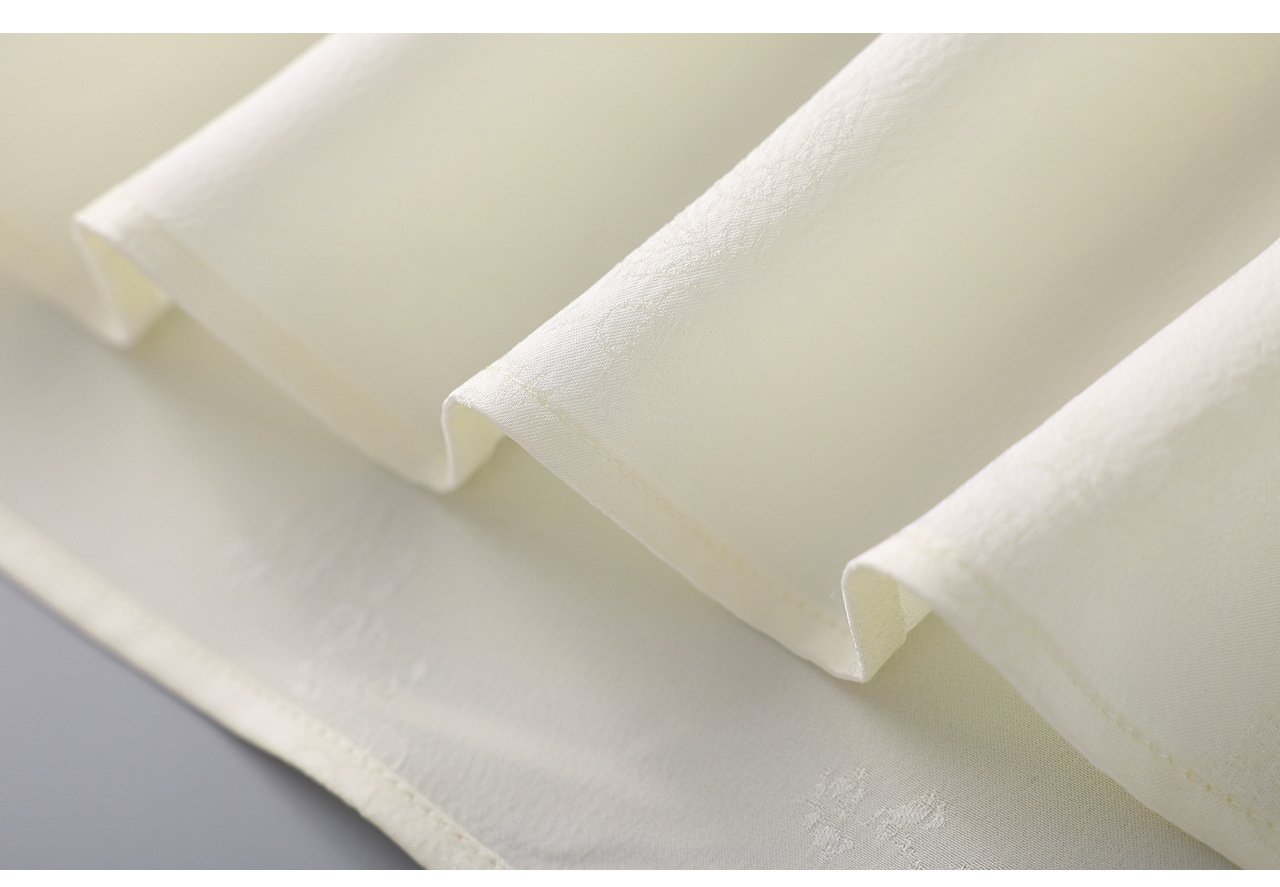 New long-sleeve shirt with embroidered cuffs 19