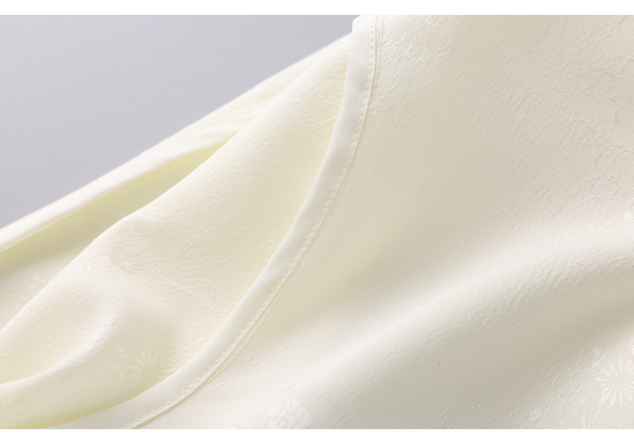 New long-sleeve shirt with embroidered cuffs 20