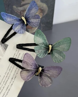 Butterfly side hair clip for bangs