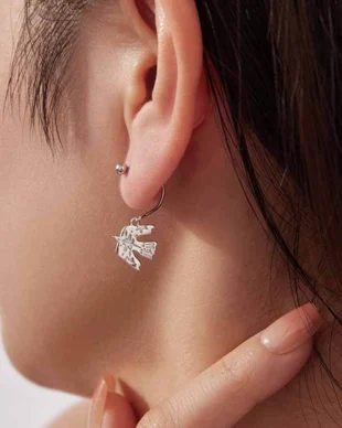 Original Design S925 Sterling Silver Soaring Bird Stud Earrings