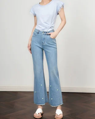 Petite Thin Stretch Flared Jeans