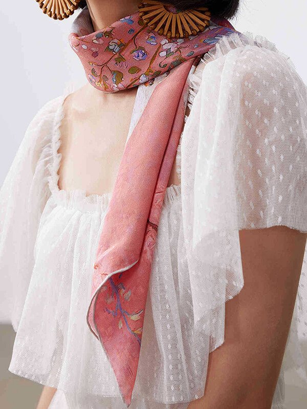 Quiet Luxury Pink Leopard Silk Scarf - 90x90cm Hand-Rolled Hem Minimalist Animal Print