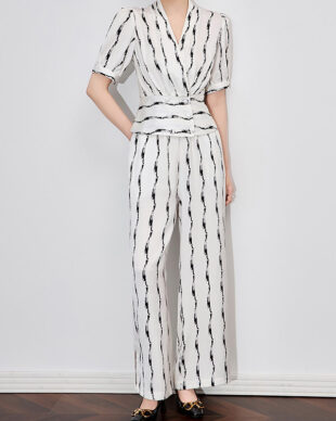 Printed short-sleeved top and trousers set