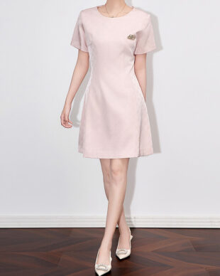 Round Neck Jacquard Slim-Fit Dress