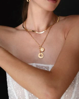 Round Pendant Y-Shaped Necklace