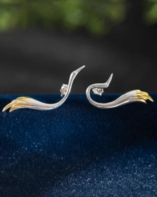 S925 Sterling Silver Minimalist Crane Stud Earrings
