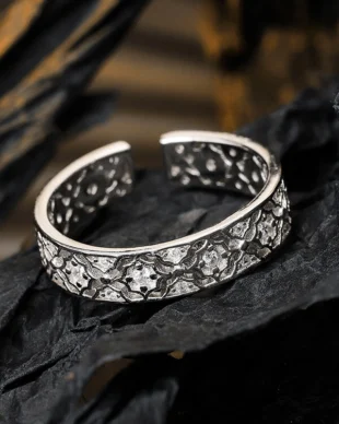 S925 Sterling Silver Openwork Diamond-Studded Ring