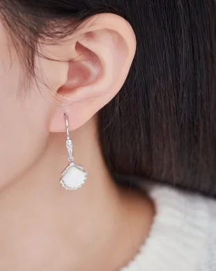 S925 Sterling Silver Shell Fan-Shaped Earrings