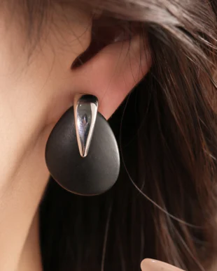 Silver Needle Black Agarwood Teardrop Earrings