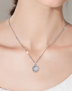 Real Pressed Clover Round Pendant - 925 Silver Resin Encased Heirloom Necklace Custom Engrave