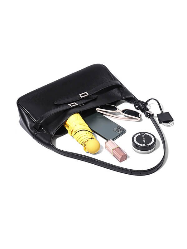 Carbon-neutral vintage tote bag traceable leather, buckle closure with upcycled military hardware