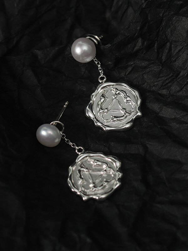 Vintage Bronze-Gold Coin Earrings 1