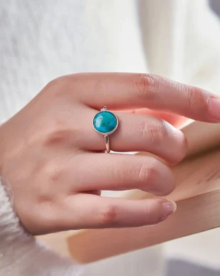 Vintage S925 Sterling Silver Turquoise Ring