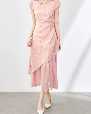 Waist-Cinching Pleated Butterfly Jacquard Dress
