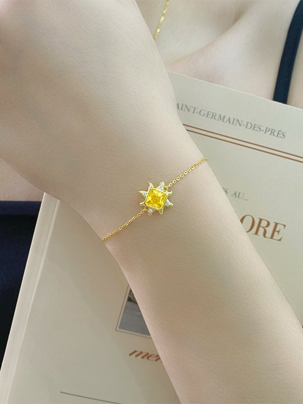 Artisan sunflower talisman bracelet - Ukrainian-inspired silver wheat chain with white zircon center